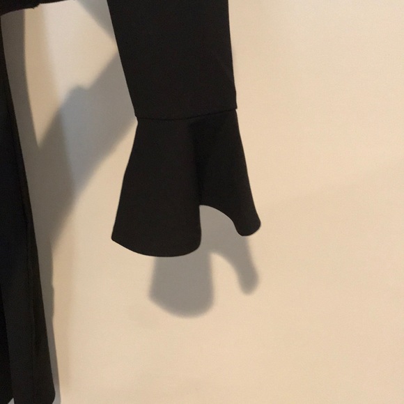 Selfie Leslie long sleeve cut out shoulder dress - Picture 4 of 6